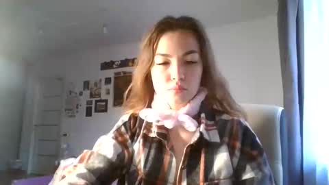 glitter_doll online show from February 2025 10:57:01 AM