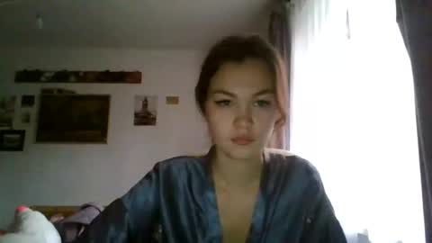 glitter_doll online show from February 2025 10:43:02 AM
