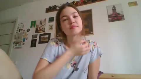 glitter_doll online show from February 2025 08:42:02 AM
