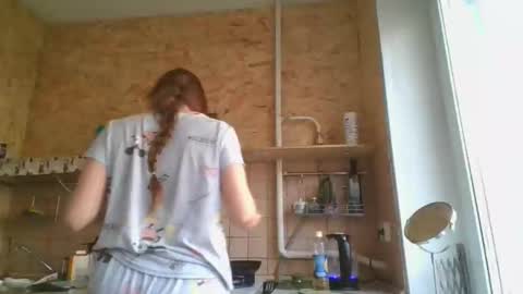 glitter_doll online show from February 2025 11:47:02 AM