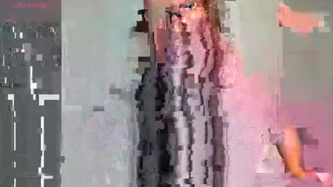 Snapshot of glitterkitty_108 chatting on February 2025 10:31:01 PM GlitterKitty 108 online show from February 2025 10:31:01 PM