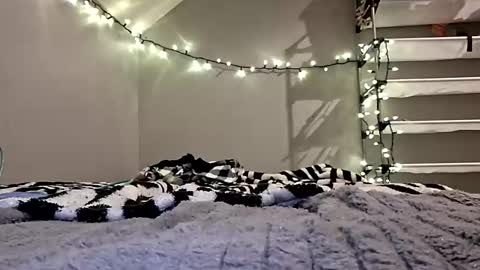 Snapshot of glizzy4u chatting on October 2025 11:40:01 AM glizzy4u online show from October 2025 11:40:01 AM