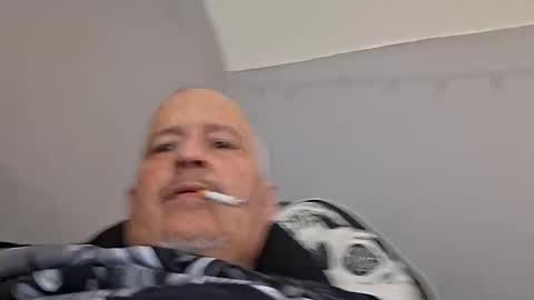 Snapshot of glizzy4u chatting on November 2025 11:58:01 PM glizzy4u online show from November 2025 11:58:01 PM