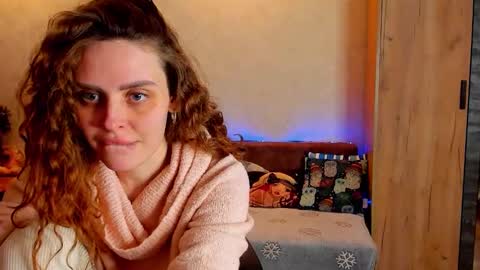 Snapshot of gloria_wood chatting on February 2025 10:59:01 PM Gloria Wood online show from February 2025 10:59:01 PM