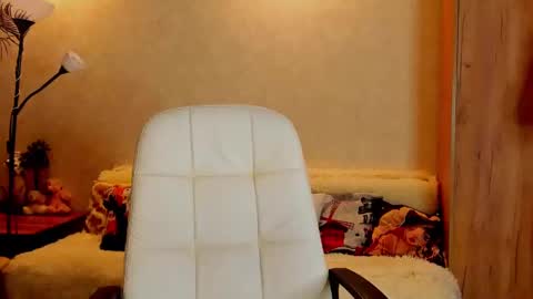 Snapshot of gloria_wood chatting on March 2025 07:26:02 PM Gloria Wood online show from March 2025 07:26:02 PM