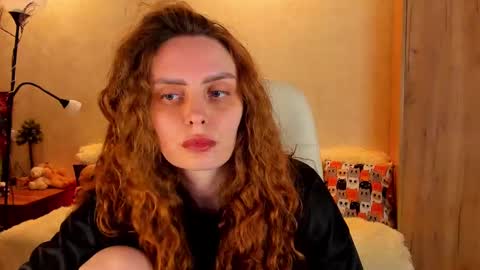 Snapshot of gloria_wood chatting on March 2025 06:37:01 PM Gloria Wood online show from March 2025 06:37:01 PM