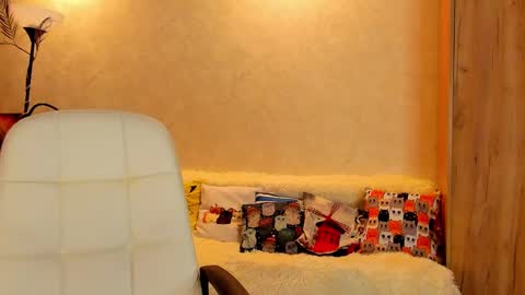 Snapshot of gloria_wood chatting on March 2025 09:40:02 PM Gloria Wood online show from March 2025 09:40:02 PM