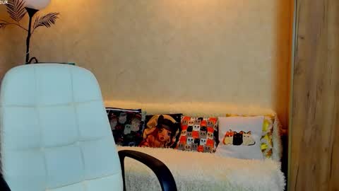 Snapshot of gloria_wood chatting on October 2025 04:19:01 PM Gloria Wood online show from October 2025 04:19:01 PM