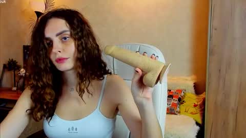 Snapshot of gloria_wood chatting on November 2025 07:12:02 PM Gloria Wood online show from November 2025 07:12:02 PM