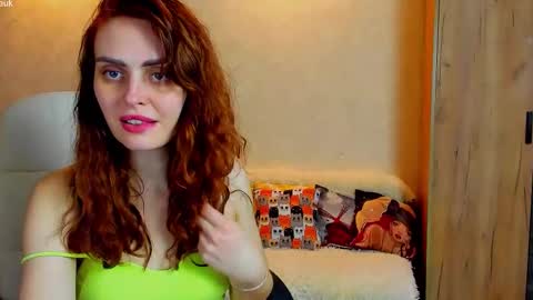 Snapshot of gloria_wood chatting on January 2026 07:11:01 PM Gloria Wood online show from January 2026 07:11:01 PM