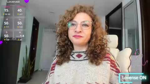 Snapshot of gloriacrespo chatting on February 2025 08:31:01 PM gloriacrespo online show from February 2025 08:31:01 PM