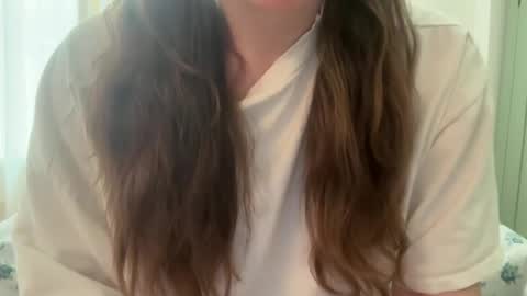 Gloria Pearl online show from July 2026 01:02:01 PM