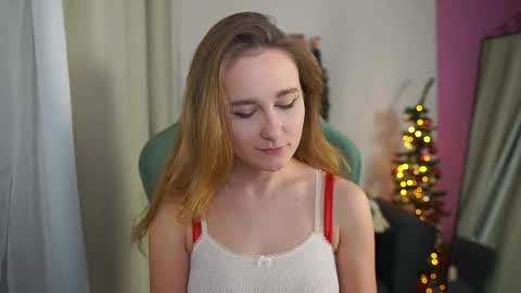 Monica online show from December 2025 02:13:01 PM