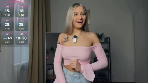 Snapshot of glossybabe_ chatting on October 2025 07:21:01 AM Cherry online show from October 2025 07:21:01 AM