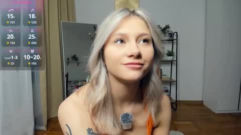 Snapshot of glossybabe_ chatting on November 2025 07:01:01 AM Cherry online show from November 2025 07:01:01 AM