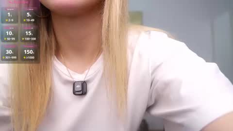 Snapshot of glossybabe_ chatting on July 2026 09:48:02 AM Cherry online show from July 2026 09:48:02 AM