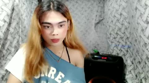 Snapshot of glossyrina chatting on July 2026 01:51:01 AM Rina3 online show from July 2026 01:51:01 AM