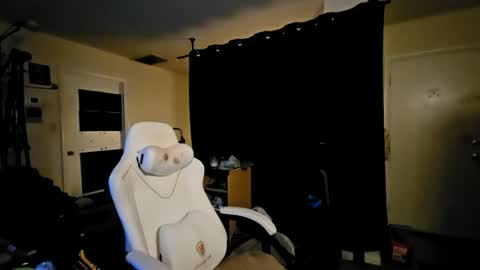 Llusef online show from July 2026 04:48:01 AM