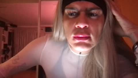 Glow Goddess online show from January 2026 02:11:01 PM