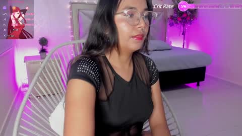 Moon Nicoll  online show from January 2025 02:50:01 AM