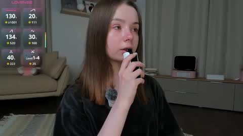 Ann Eliz and Gigi online show from May 2026 07:32:02 PM