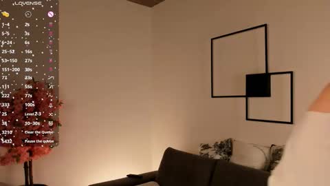 Snapshot of glowia chatting on March 2026 03:12:01 AM Sara online show from March 2026 03:12:01 AM