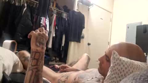 gnasty83 online show from October 2025 06:56:02 AM