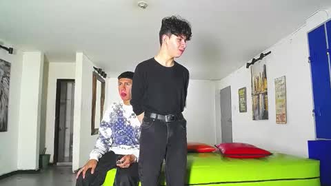 THOMAS AND DAMIAND online show from January 2026 07:39:01 PM