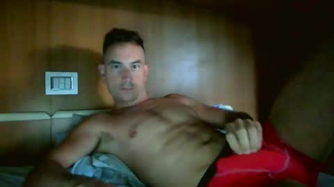 Snapshot of gnok92 chatting on June 2026 03:11:01 PM gnok92 online show from June 2026 03:11:01 PM