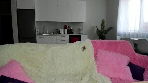 Lina online show from February 2026 08:33:01 AM