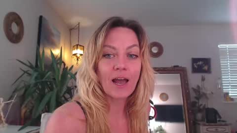 Alisha Dallas online show from February 2025 10:48:02 PM