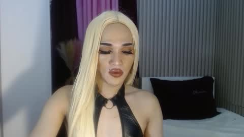 Snapshot of goddesdiane8inch chatting on May 2026 02:14:01 PM D I A N N E online show from May 2026 02:14:01 PM
