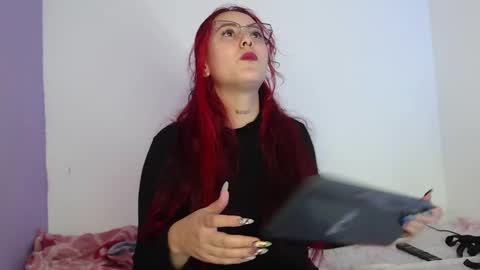 Snapshot of goddess_allison chatting on December 2024 08:12:02 PM goddess_allison online show from December 2024 08:12:02 PM