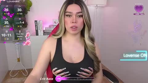 Snapshot of goddess_lykafox chatting on March 2026 10:13:01 PM Lyka Fox online show from March 2026 10:13:01 PM