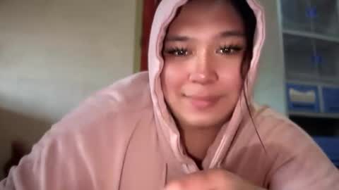 Snapshot of goddess_marickx_xoxo chatting on October 2025 06:15:01 AM MARICKX online show from October 2025 06:15:01 AM