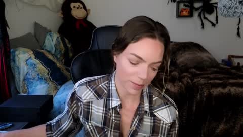 Patricia Mars           Goddess of Mars twitter thegoddessmindy online show from January 2025 02:00:01 PM