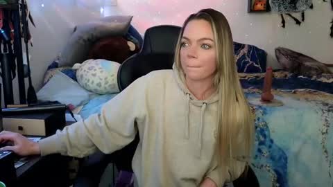 Patricia Mars           Goddess of Mars twitter thegoddessmindy online show from February 2025 03:26:02 PM