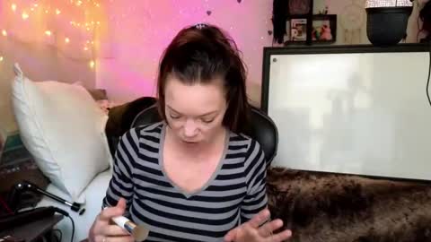 Snapshot of goddess_of_mars chatting on March 2026 02:42:02 PM Patricia Mars Goddess of Mars twitter thegoddessmindy online show from March 2026 02:42:02 PM