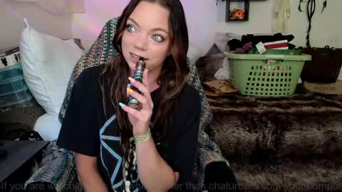 Snapshot of goddess_of_mars chatting on April 2026 02:56:01 PM Patricia Mars Goddess of Mars twitter thegoddessmindy online show from April 2026 02:56:01 PM