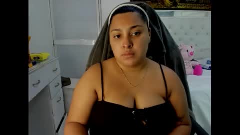 goddess_of_sissys online show from December 2025 06:19:01 AM