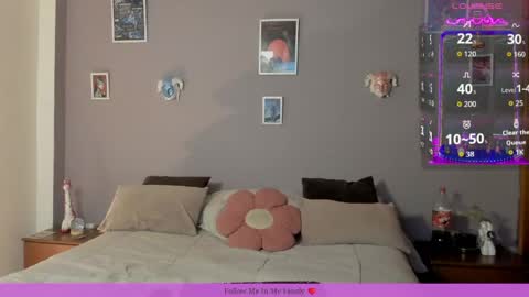 Andreas Moon online show from April 2026 07:11:02 PM