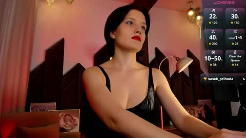 Snapshot of goddess_rowen chatting on May 2026 04:23:02 PM goddess_rowen online show from May 2026 04:23:02 PM