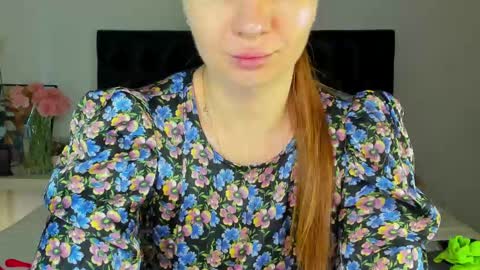 Snapshot of goddess_squirt_ chatting on May 2026 02:18:02 AM Katrin online show from May 2026 02:18:02 AM