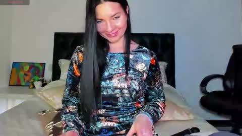 Snapshot of goddess_squirt_ chatting on June 2026 12:42:01 AM Katrin online show from June 2026 12:42:01 AM
