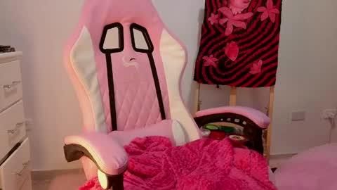 vee online show from April 2026 11:40:02 PM