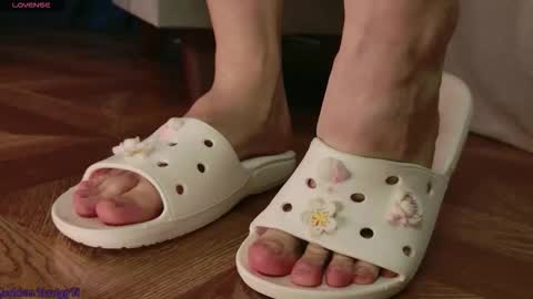 Snapshot of goddess_verdgyvi chatting on March 2026 07:58:02 AM Verdgy online show from March 2026 07:58:02 AM