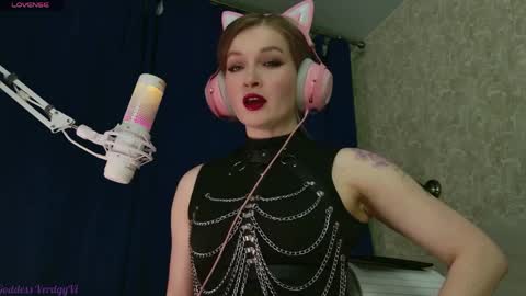 Snapshot of goddess_verdgyvi chatting on April 2026 09:51:02 AM Verdgy online show from April 2026 09:51:02 AM