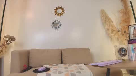 Victoria Ocaso online show from October 2025 03:01:02 PM