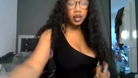 Snapshot of goddessdaisysky chatting on March 2026 05:39:01 PM Goddess Daisy Sky online show from March 2026 05:39:01 PM