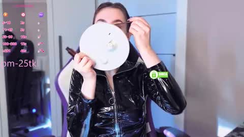 Snapshot of goddessemmmyy chatting on March 2026 04:28:02 AM Goddess EmmaBratt princess online show from March 2026 04:28:02 AM